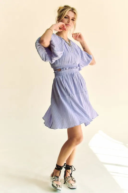 Davi & Dani Back Button Puff Sleeve Mini Dress