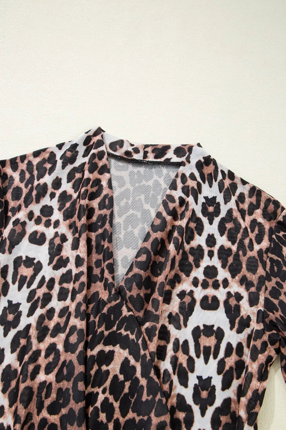 Leopard Wrapped V Neck Slim Short Sleeve Top