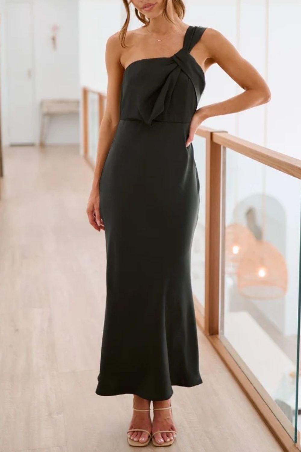 Single Shoulder Sleeveless Maxi Dress