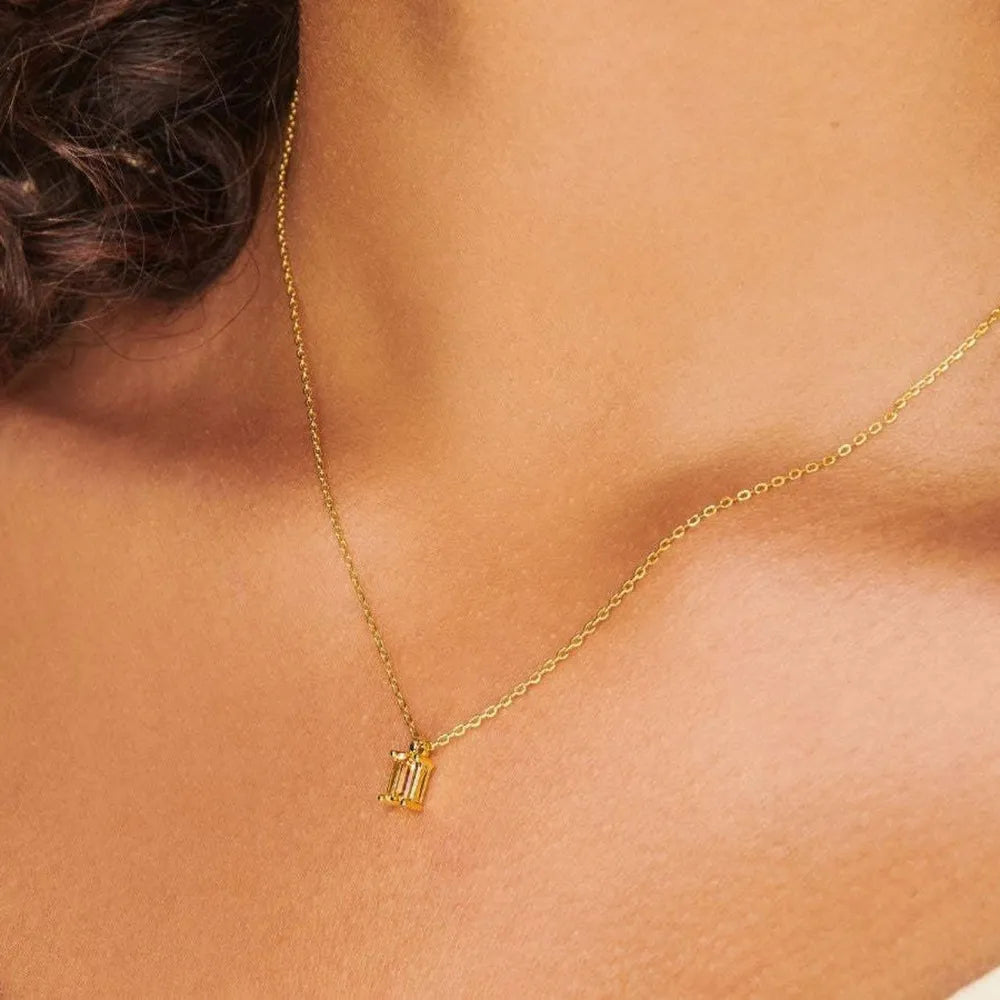 Titanium Steel Inlaid Zircon Pendant Necklace Style K One Size