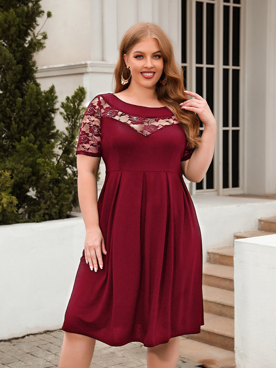 Plus Size Ruched Round Neck Short Sleeve Dress Burgundy