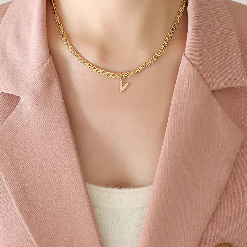 Brass Inlaid Zircon Letter Pendant Necklace Style V One Size