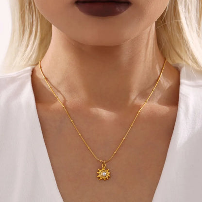 18K Gold-Plated Shell Pearl Necklace Gold One Size