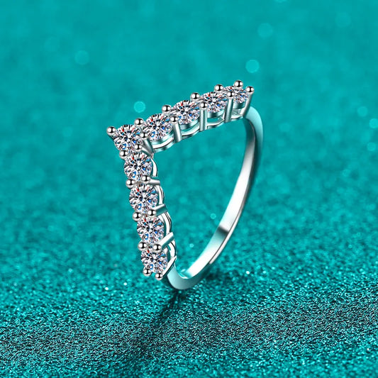 925 Sterling Silver Moissanite V Shape Ring Silver