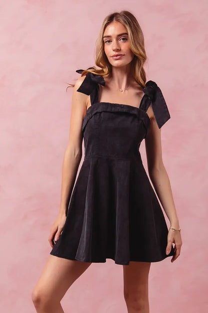 SO ME Fit and Flare Washed Gameday Dress BLACK