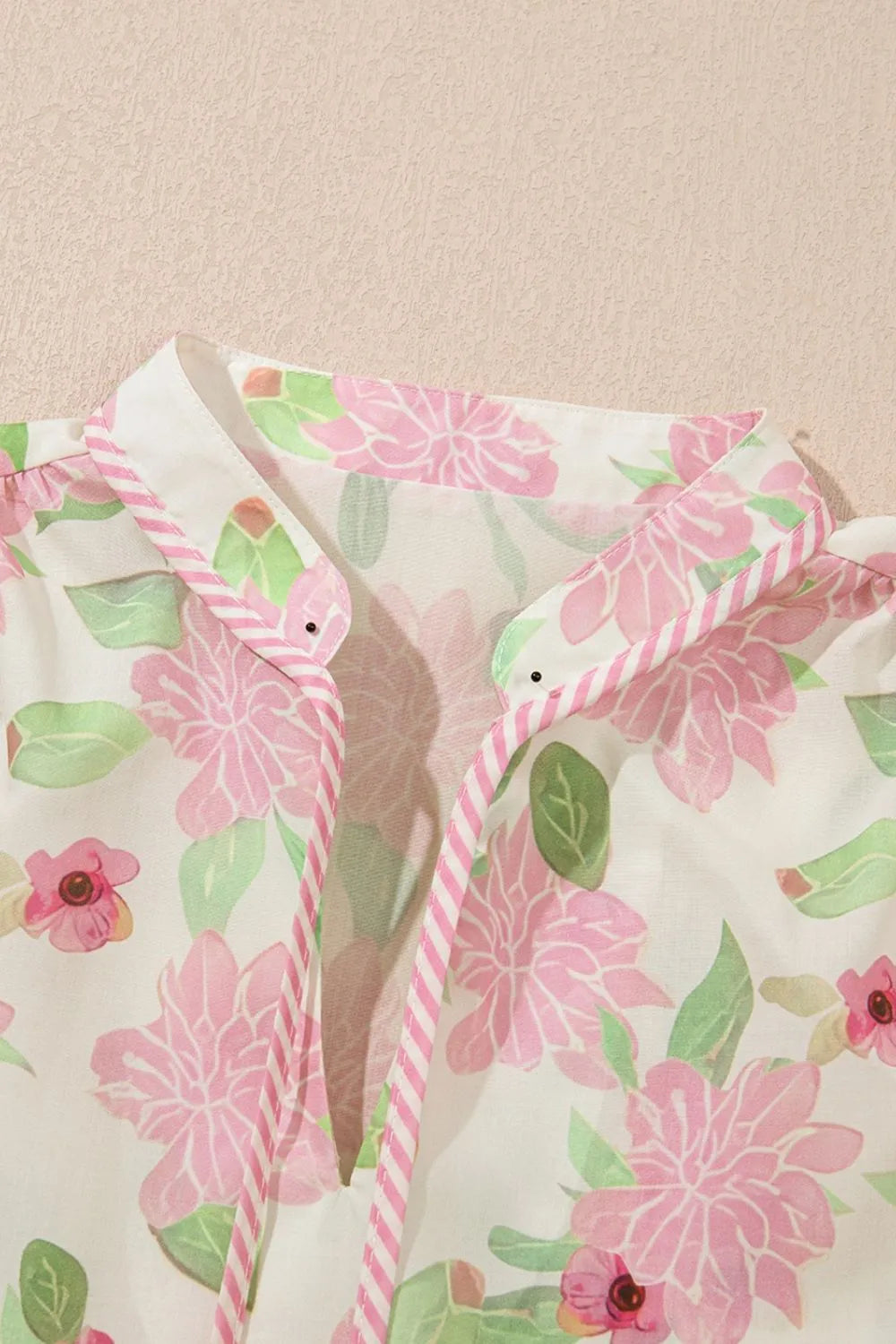 Printed Tie Neck Short Sleeve Blouse