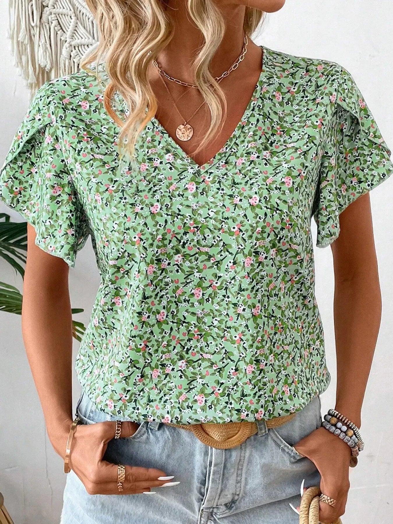Floral Print V-Neck Short Sleeve Blouse