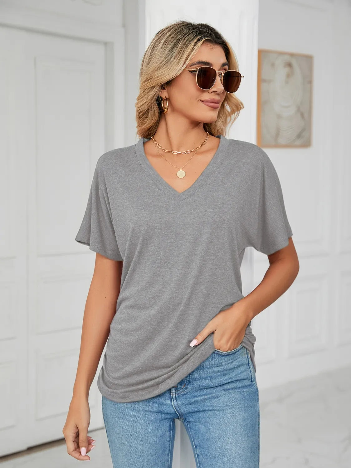 V-Neck Short Sleeve T-Shirt Gray