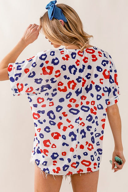 BiBi Leopard V-Neck Short Sleeve Blouse