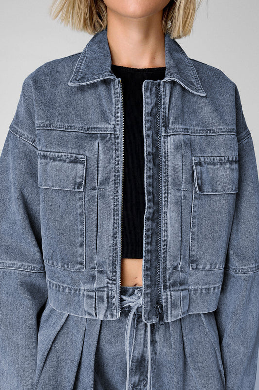 Zip Up Cropped Cargo Denim Jacket Medium