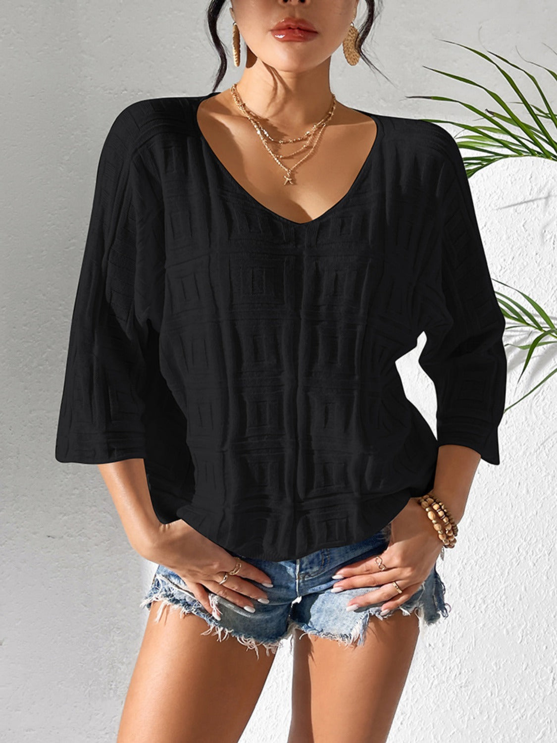 V-Neck Three-Quarter Sleeve Knit Top Black
