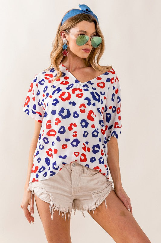 BiBi Leopard V-Neck Short Sleeve Blouse OFFWHT RED NAVY