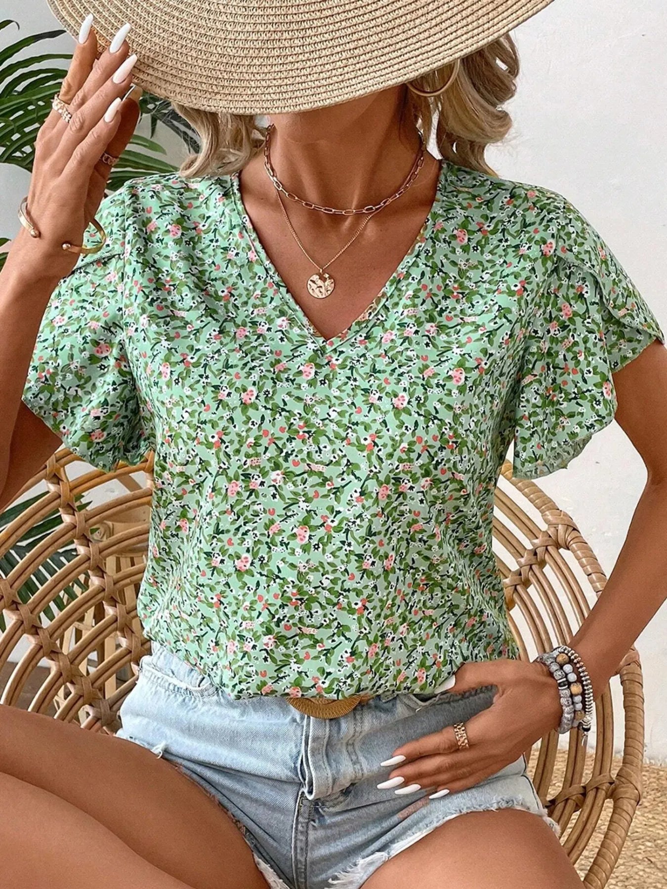 Floral Print V-Neck Short Sleeve Blouse