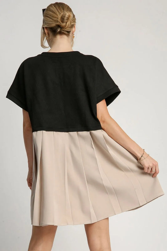 Umgee Full Size Round Neck Pleated Dress with Side Pockets Plus Size